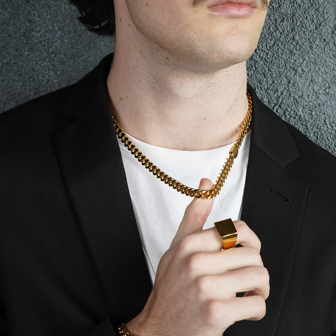 Gold Cuban Link Chain - 8mm - Image 5