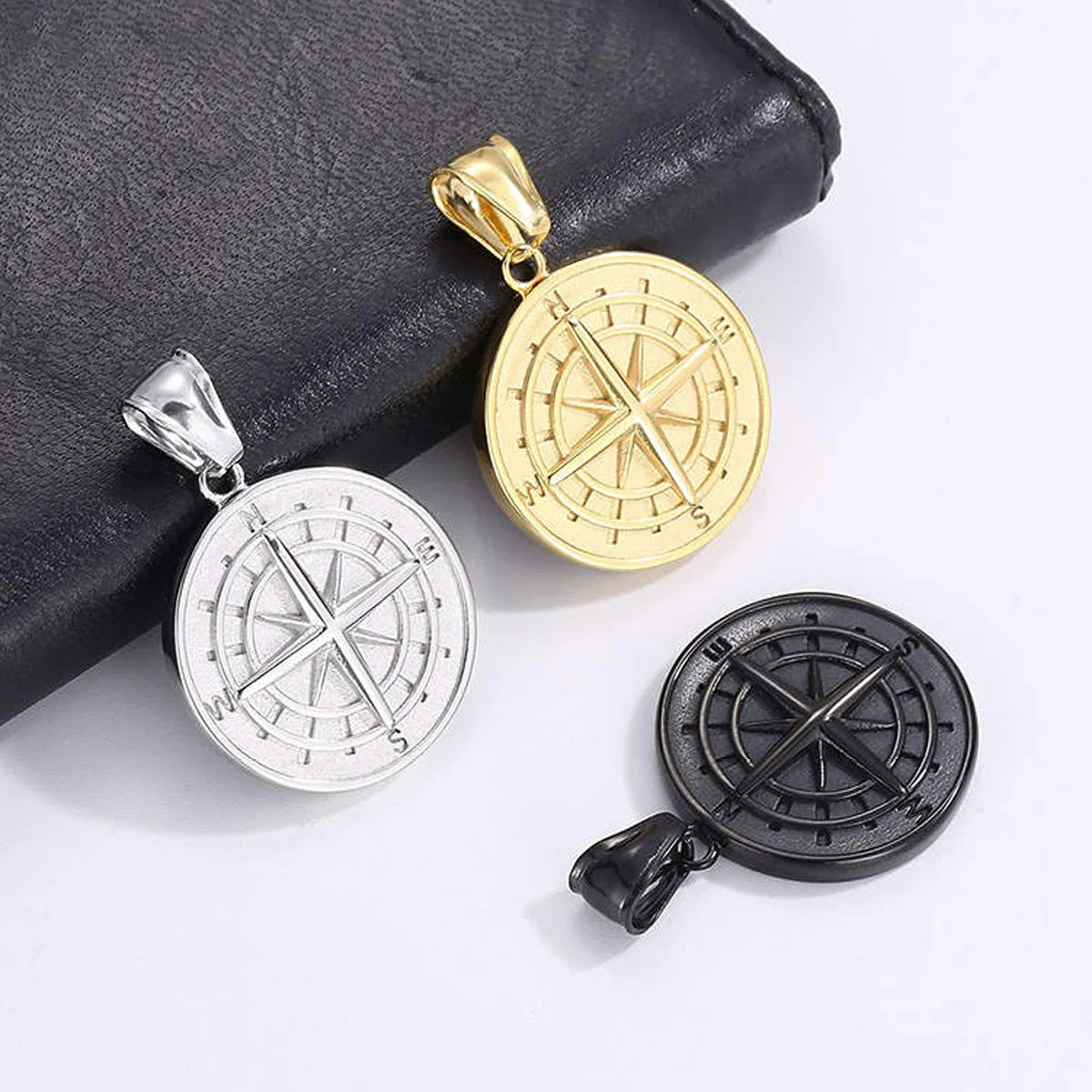 Silver Engravd Compass Necklace - Image 7
