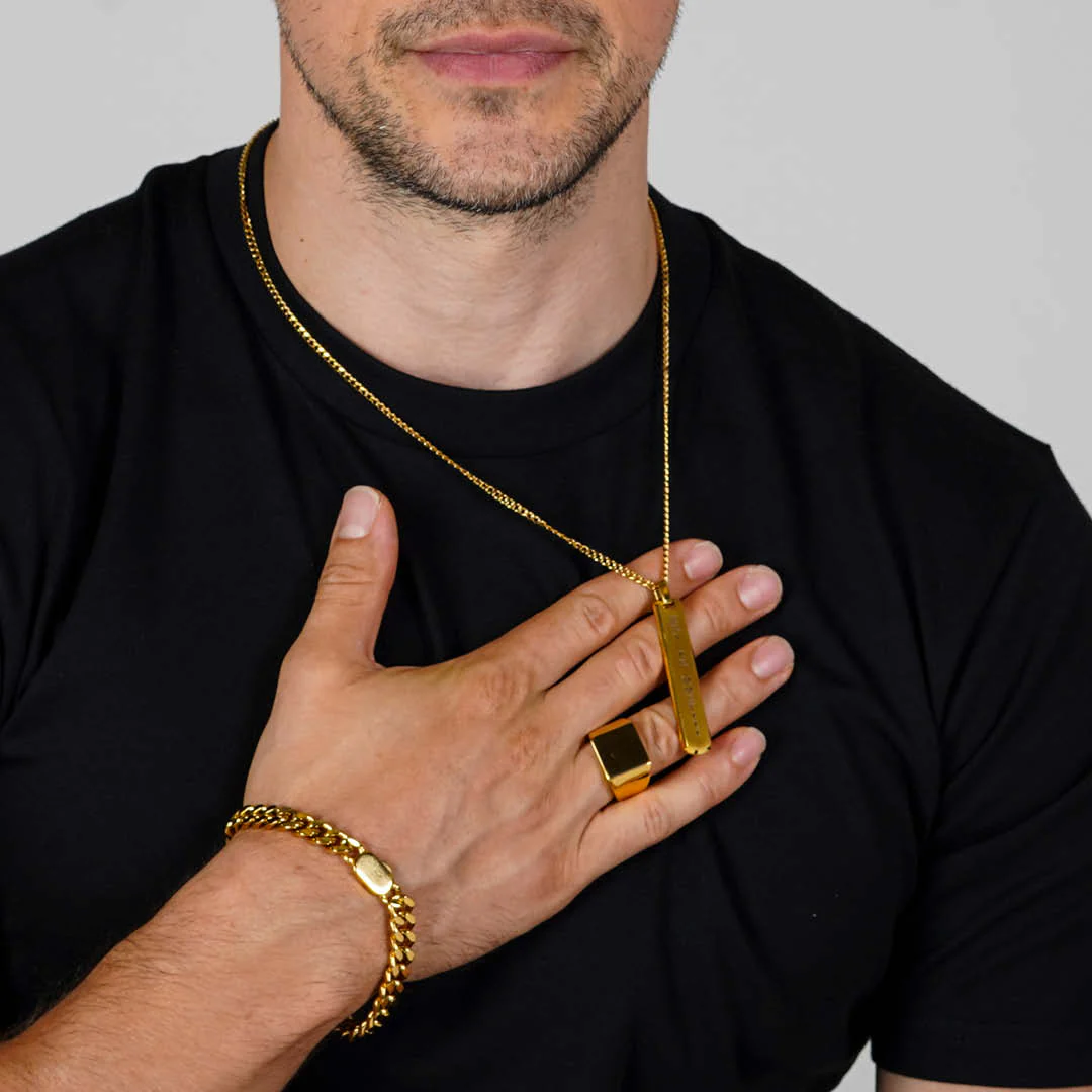 Theo Necklace - Vertical Inscription - Image 5